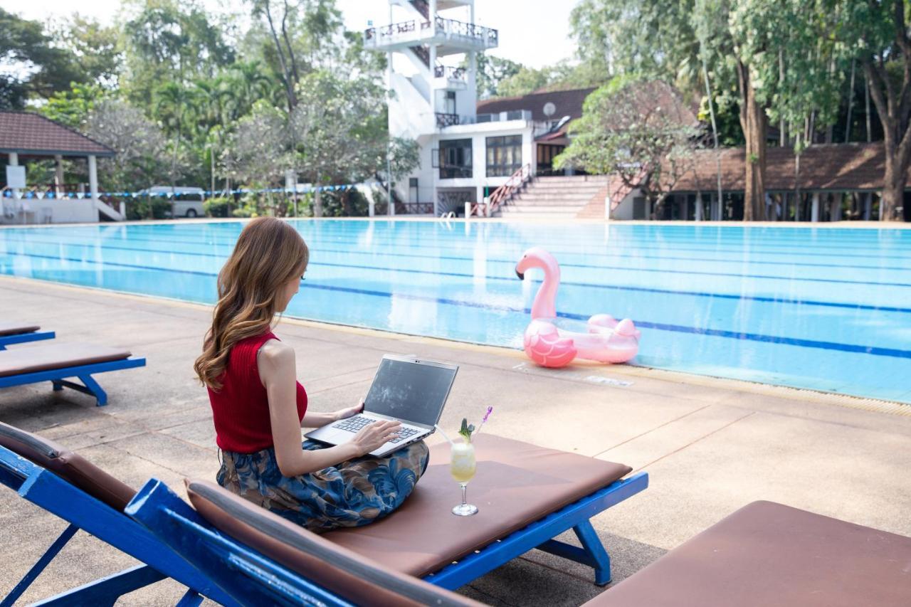 The Imperial Chiang Mai Resort & Sports Club Eksteriør billede