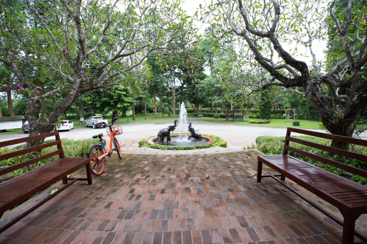 The Imperial Chiang Mai Resort & Sports Club Eksteriør billede